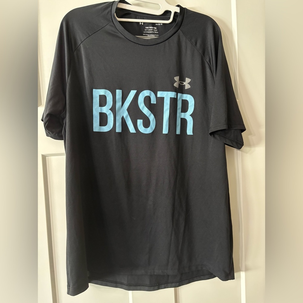 Under Armour Tech Tee T-Shirt with Blue Print‎ sz L